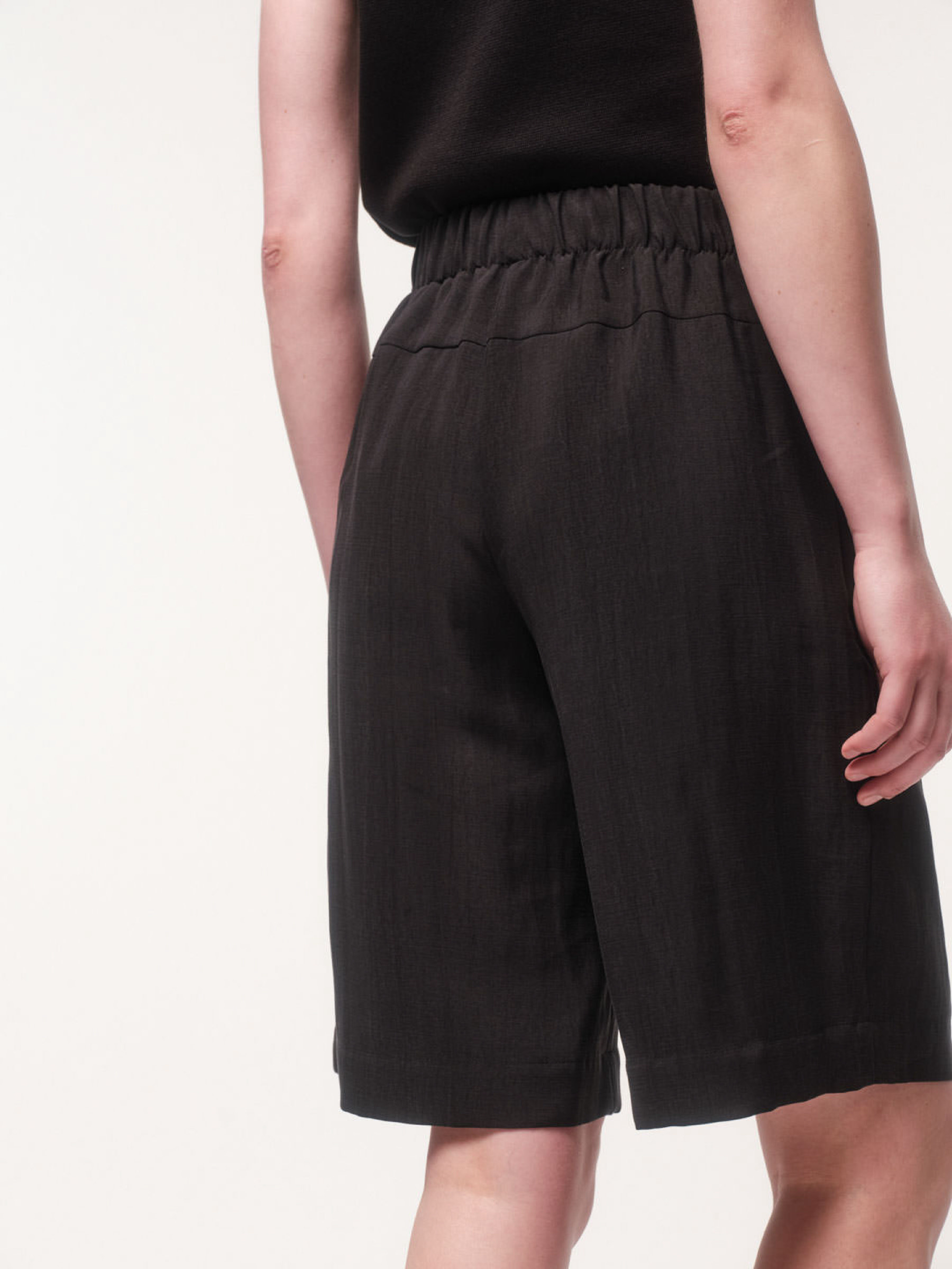 Shorts Bermuda black Lanius