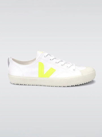 white jaune fluo