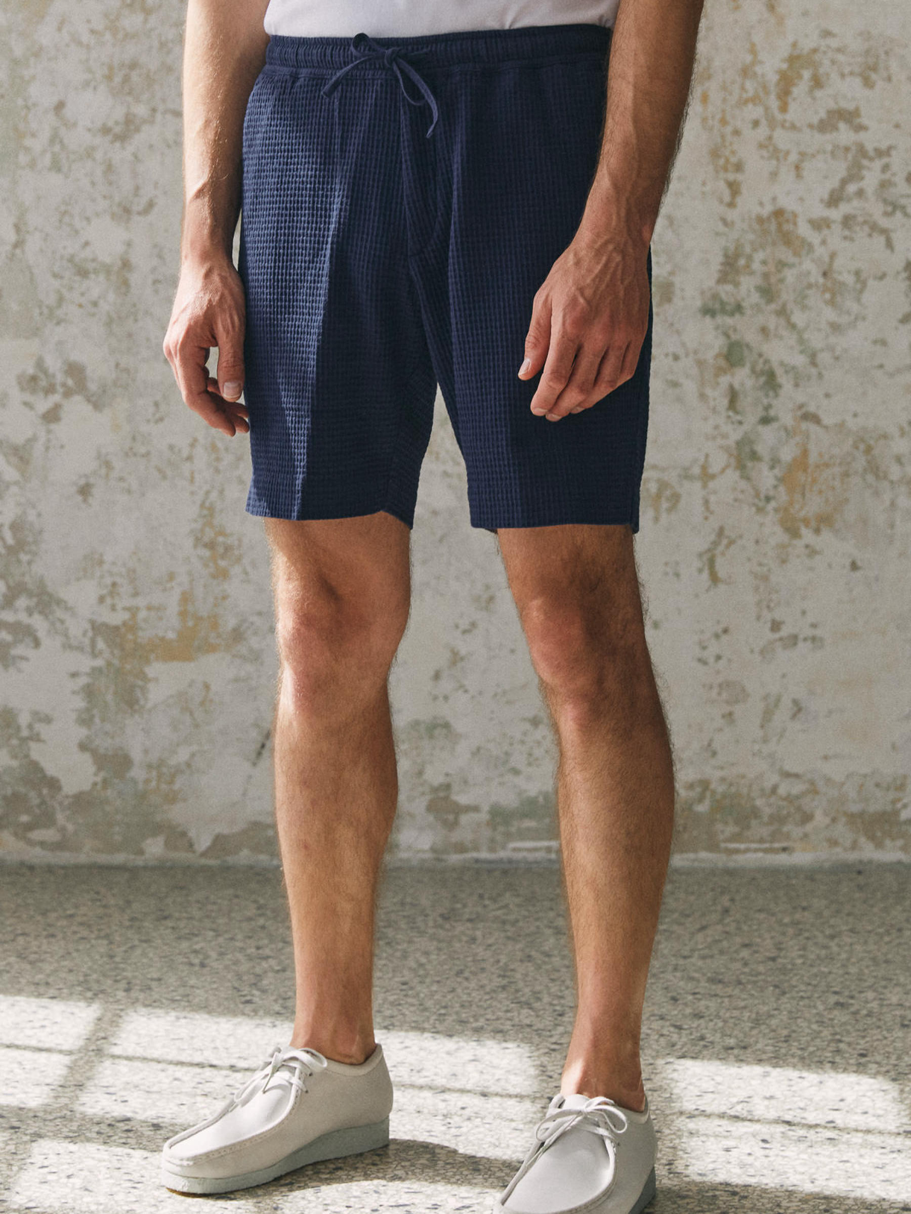 Hose Jim Shorts eco crepe navy About Companions