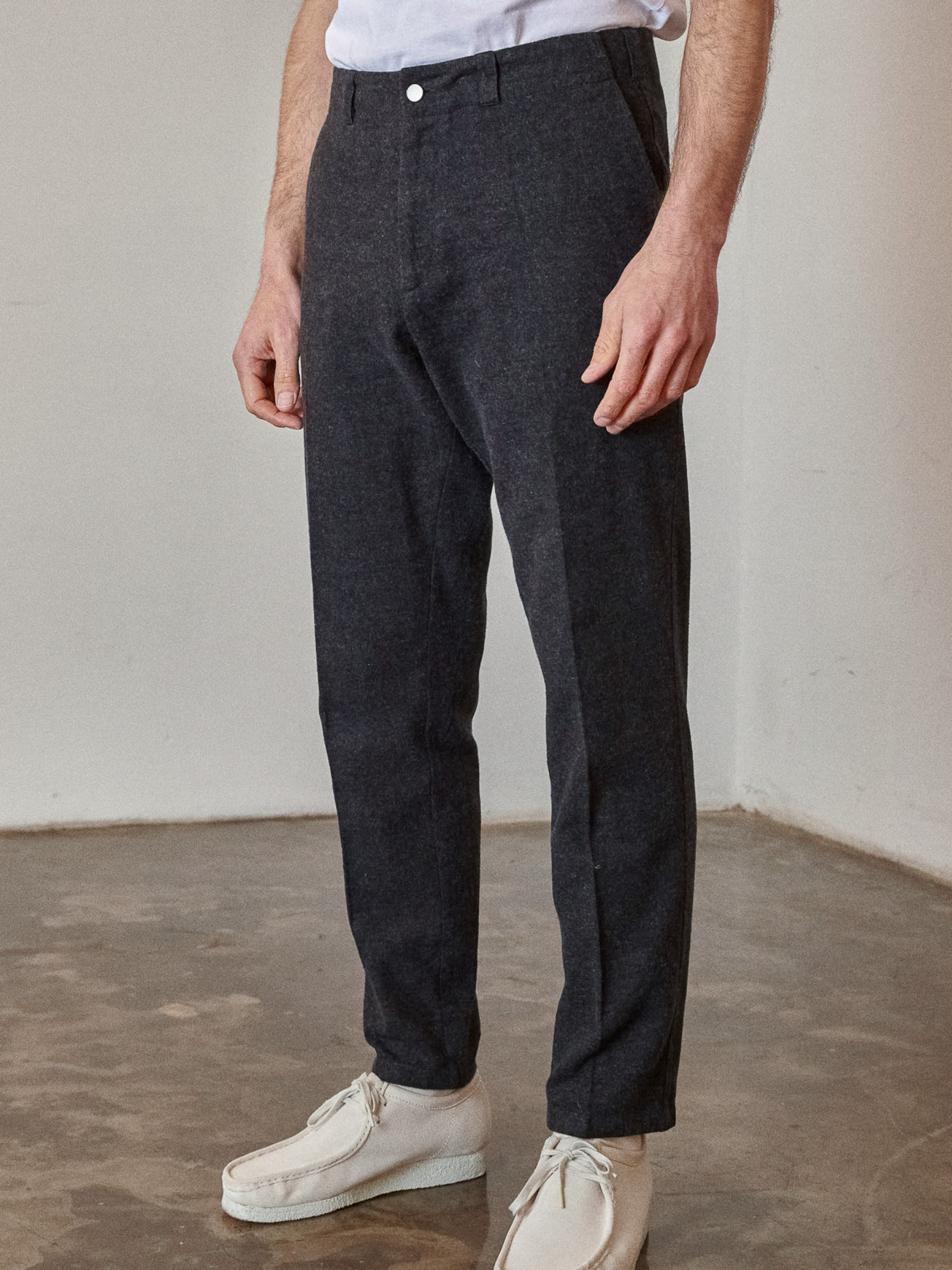 Hose Jostha Trousers eco coal flannel About Companions