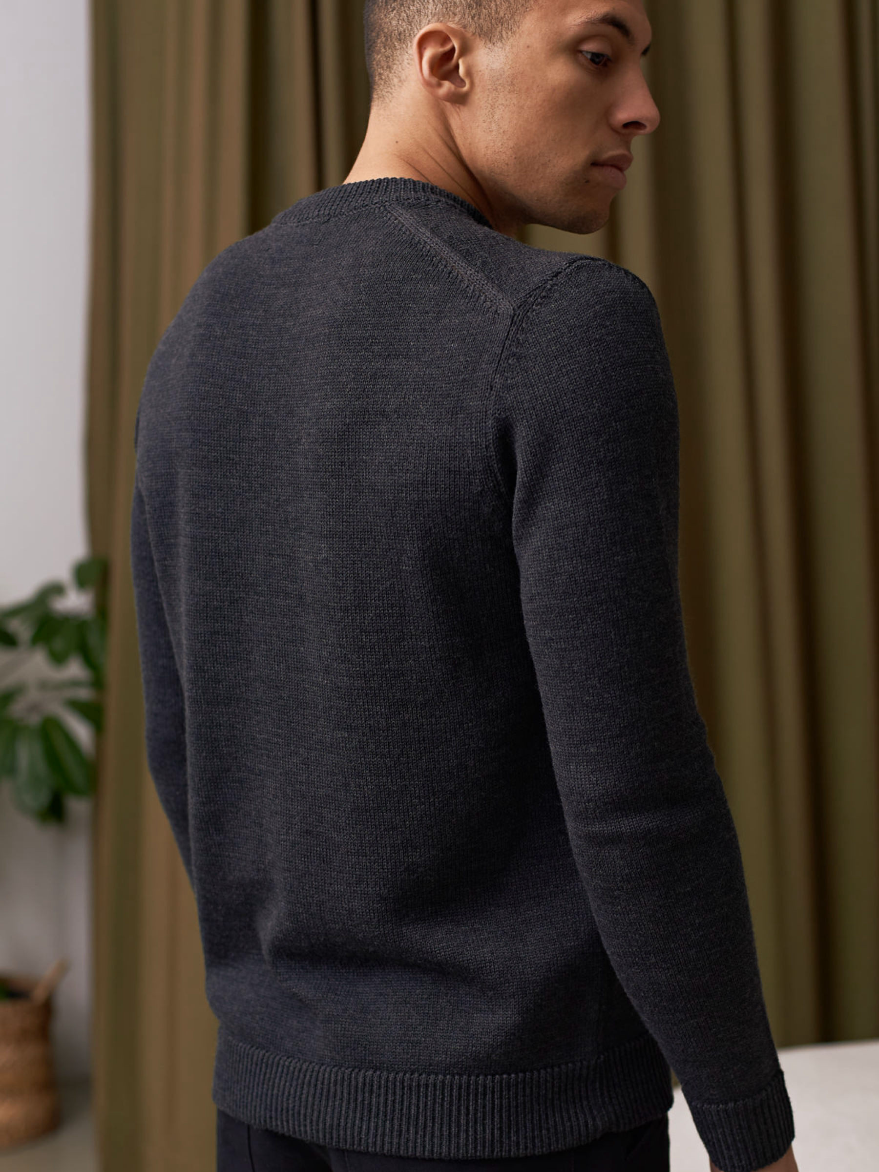 Pullover Morten Jumper eco merino anthracite About Companions