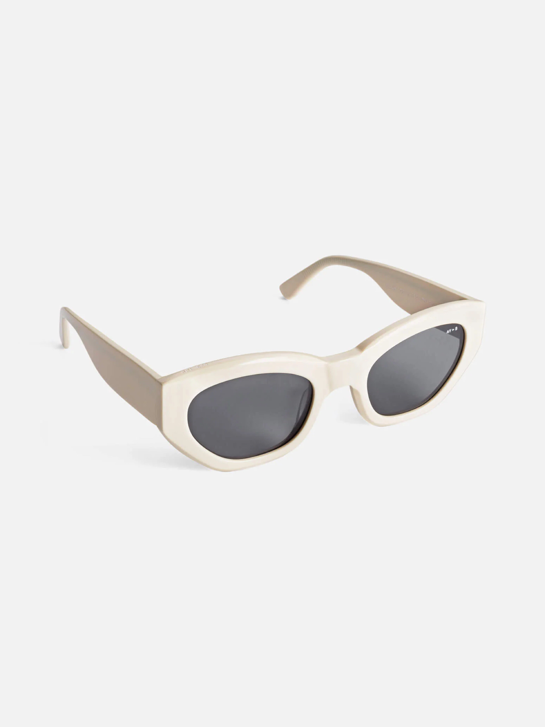 Sonnenbrille Blaze solid ivory Ay Studios