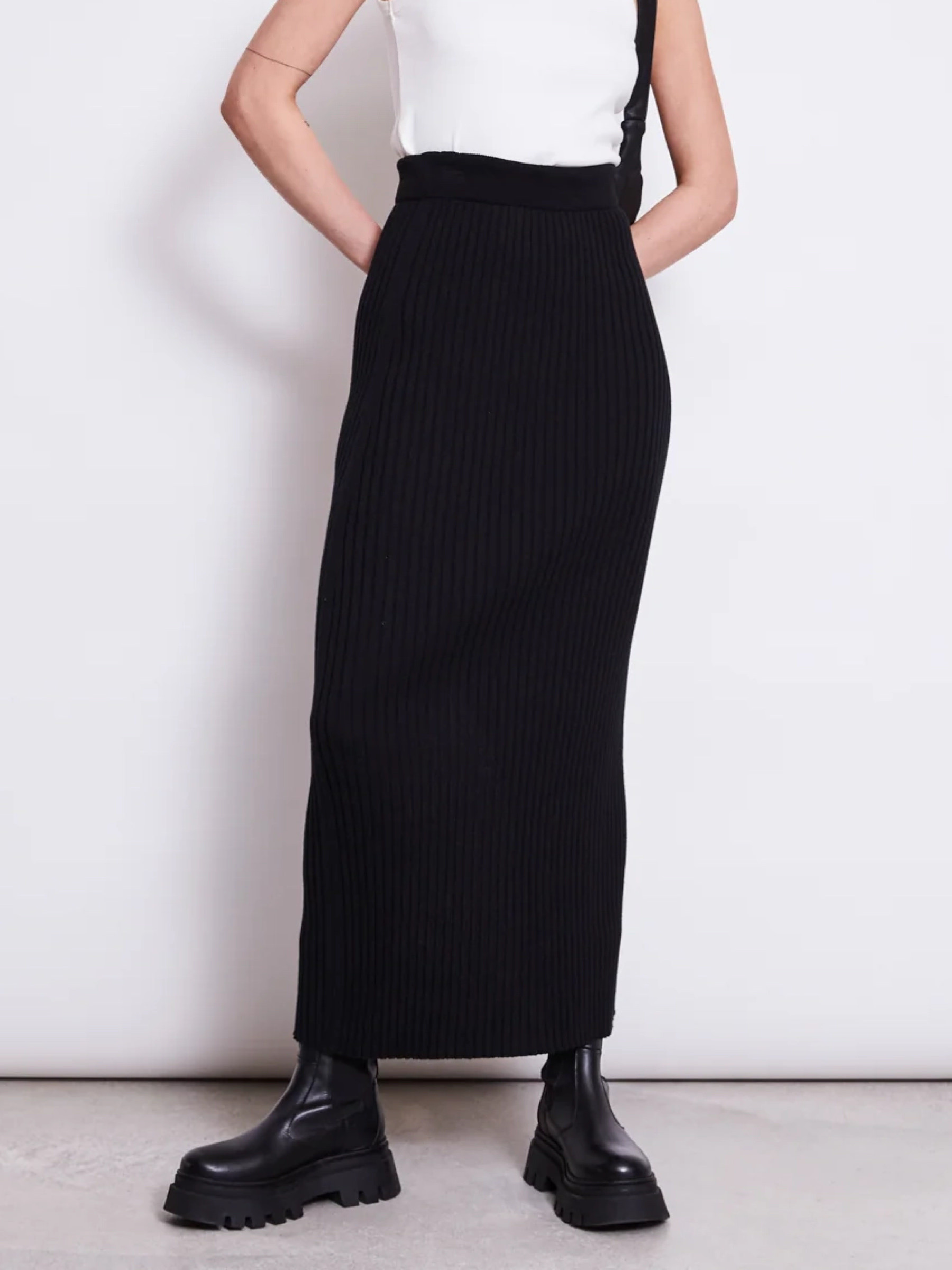 Midi Knit Skirt Ebba black Jan 'n June