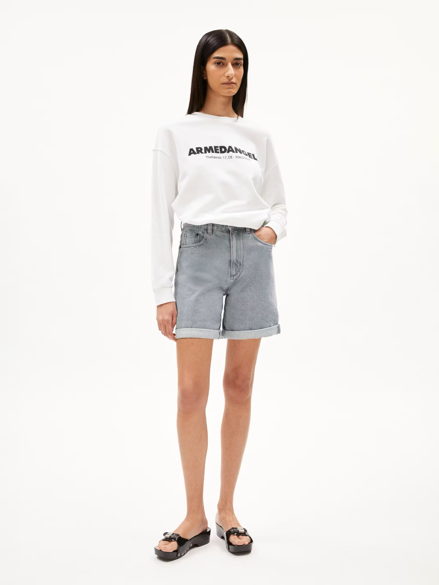 Jeans Shorts Sheaari warm grey Armedangels