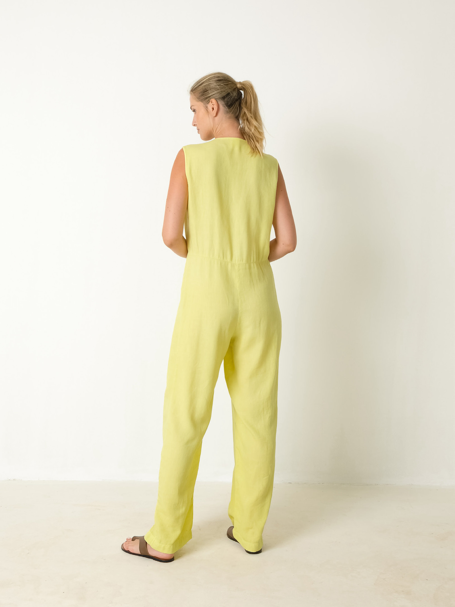 Overall Pleated Jumpsuit Sleeveless light lime CUS