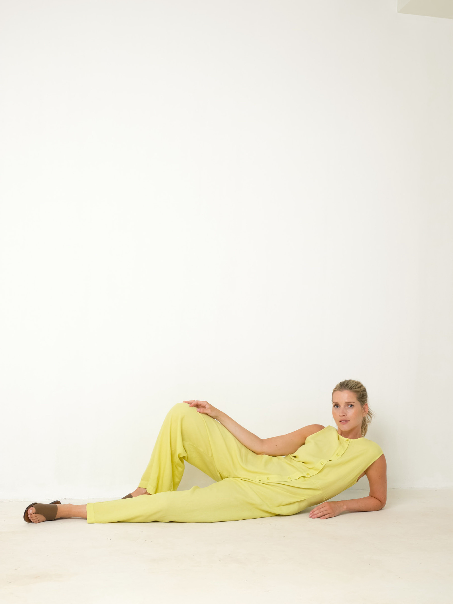 Overall Pleated Jumpsuit Sleeveless light lime CUS