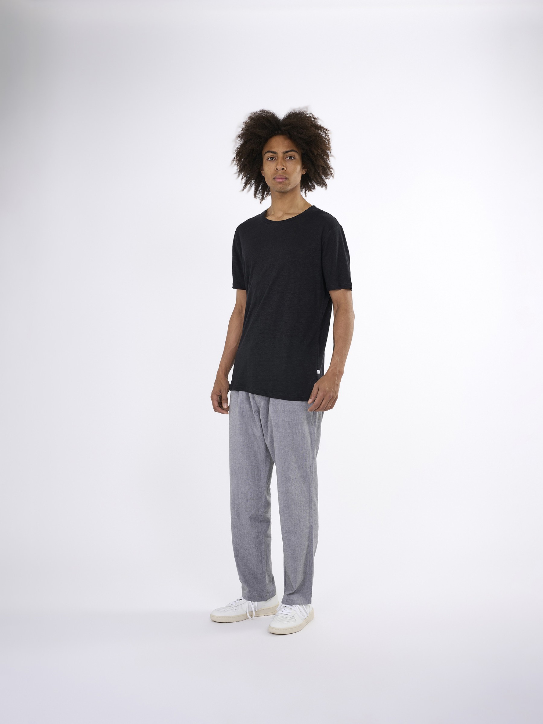 Linen T-Shirt black jet Knowledge Cotton Apparel